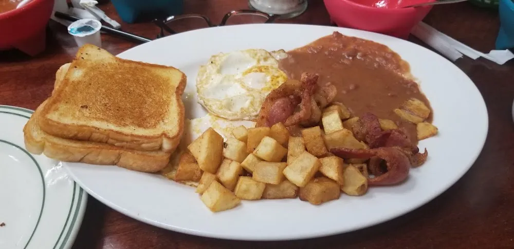 Papas Con Huevo Plate